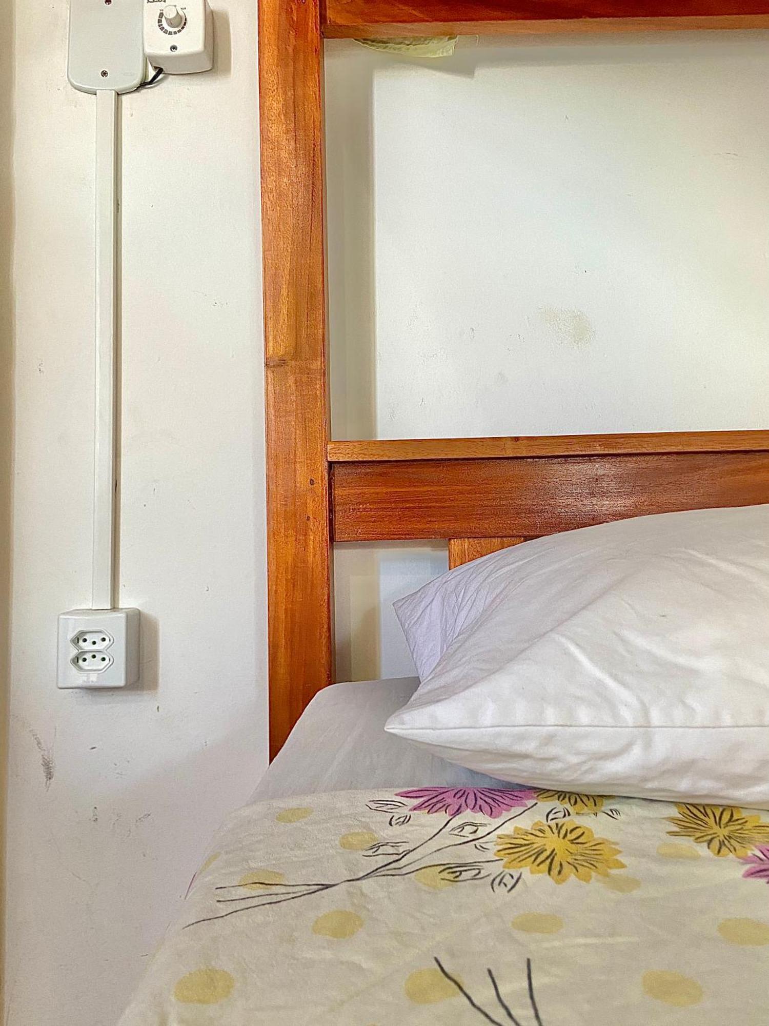 Casamarelo Hostel السلفادور المظهر الخارجي الصورة