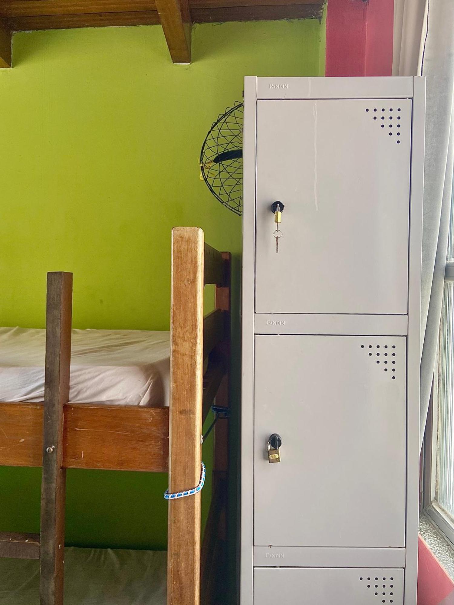 Casamarelo Hostel السلفادور المظهر الخارجي الصورة